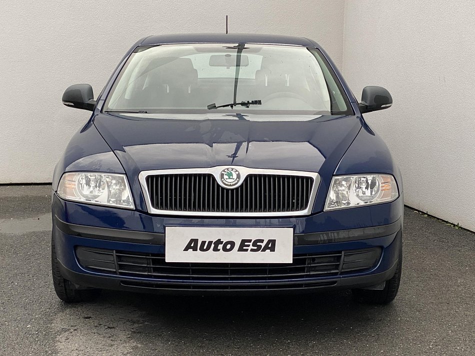 Škoda Octavia II 1.6  Tour