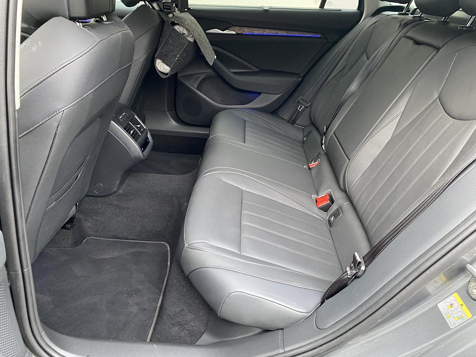 Škoda Superb IV 2.0 TDi L&K 4x4