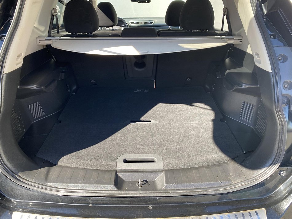 Nissan X-Trail 2.0dCi  AWD