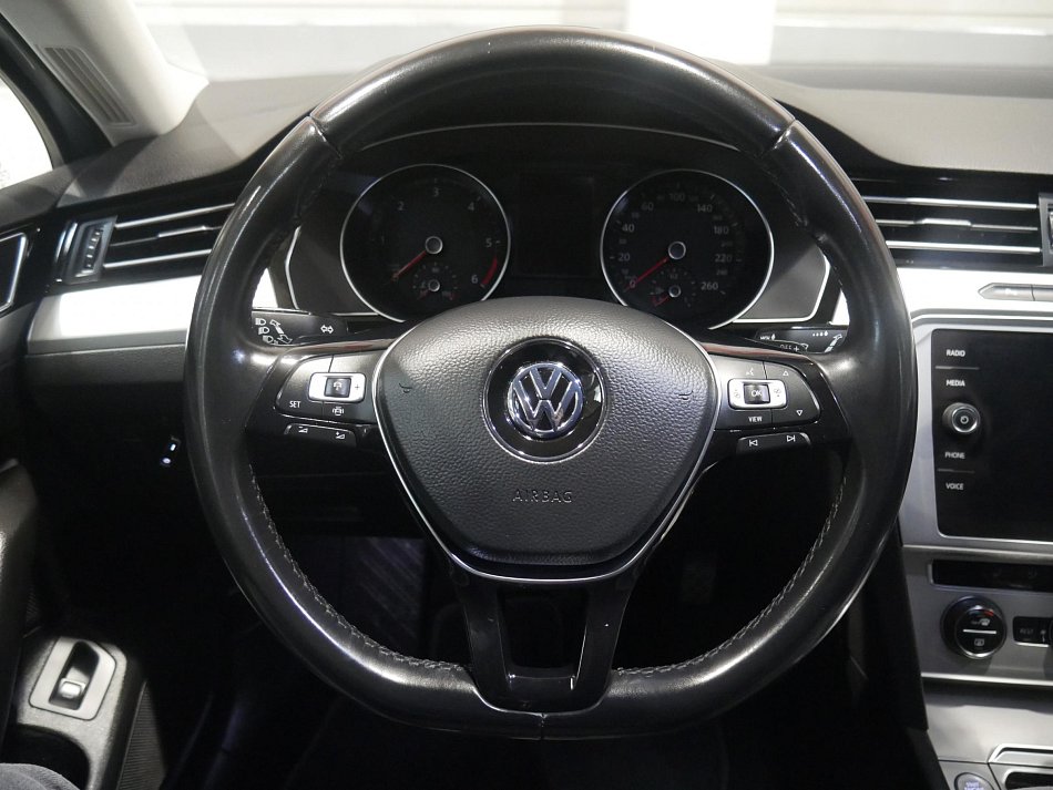 Volkswagen Passat 2.0TDi 