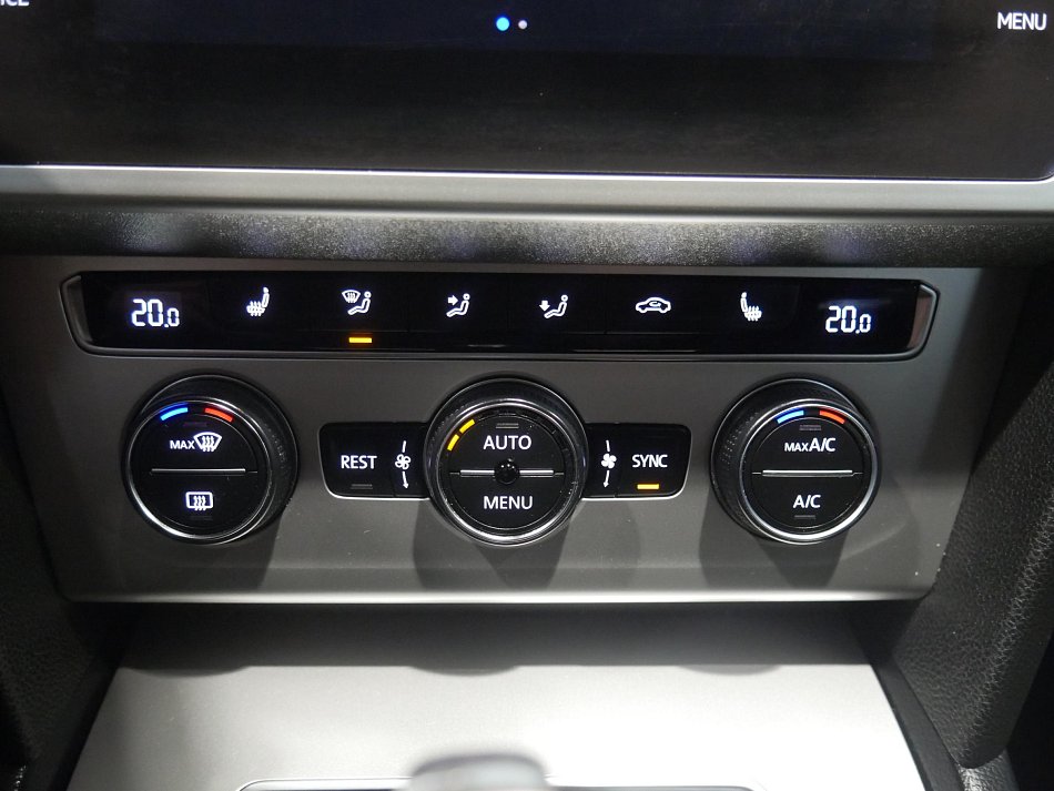 Volkswagen Passat 2.0TDi 