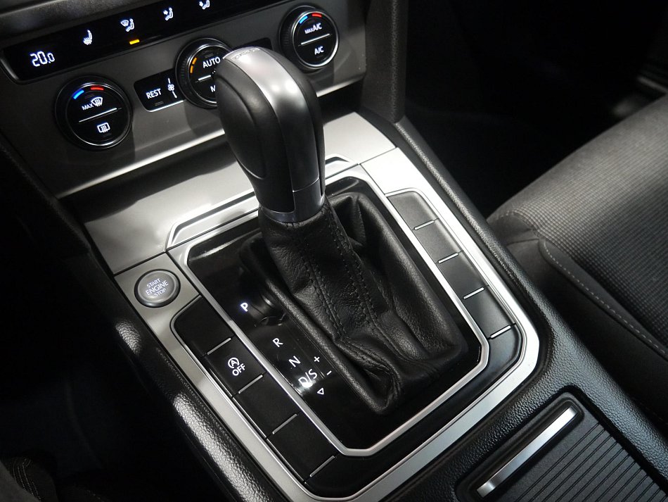 Volkswagen Passat 2.0TDi 