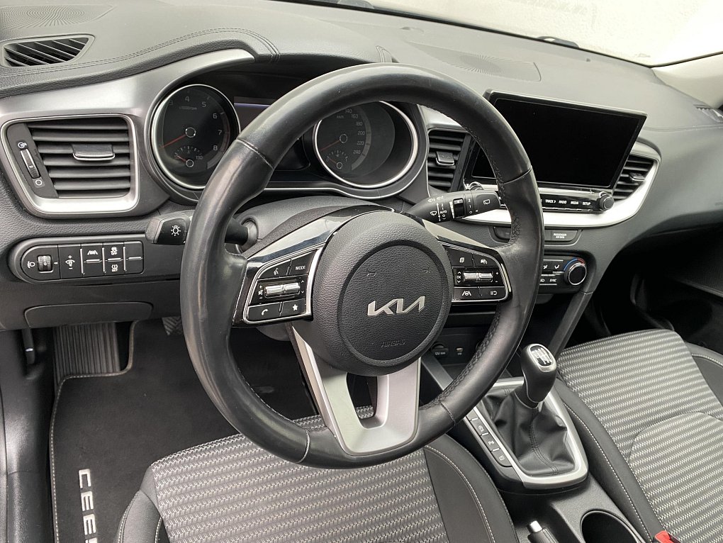Kia Ceed 1.5 T-GDi 