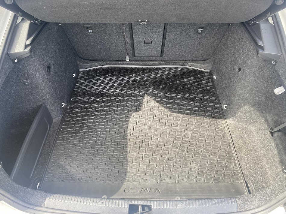 Škoda Octavia III 2.0 TDi 
