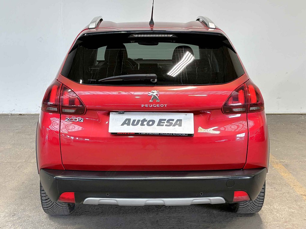 Peugeot 2008 1.2 PT Crossway