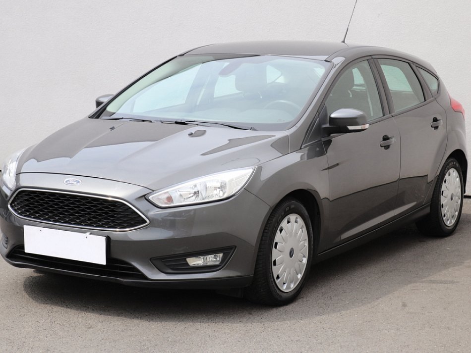 Ford Focus 1.5EB Titanium