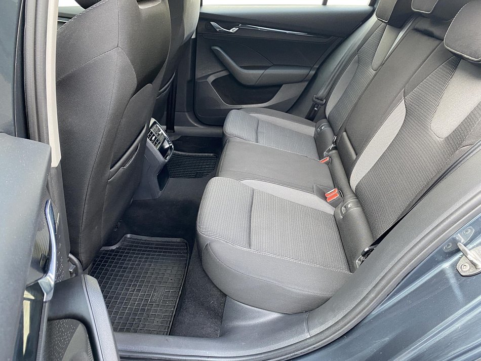 Škoda Octavia IV 2.0 TDi Ambition
