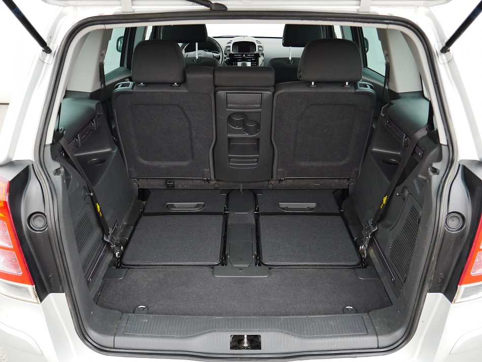 Opel Zafira 1.8 Family 7míst