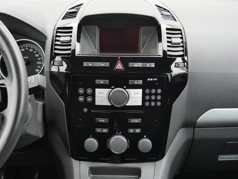 Opel Zafira 1.8 Family 7míst