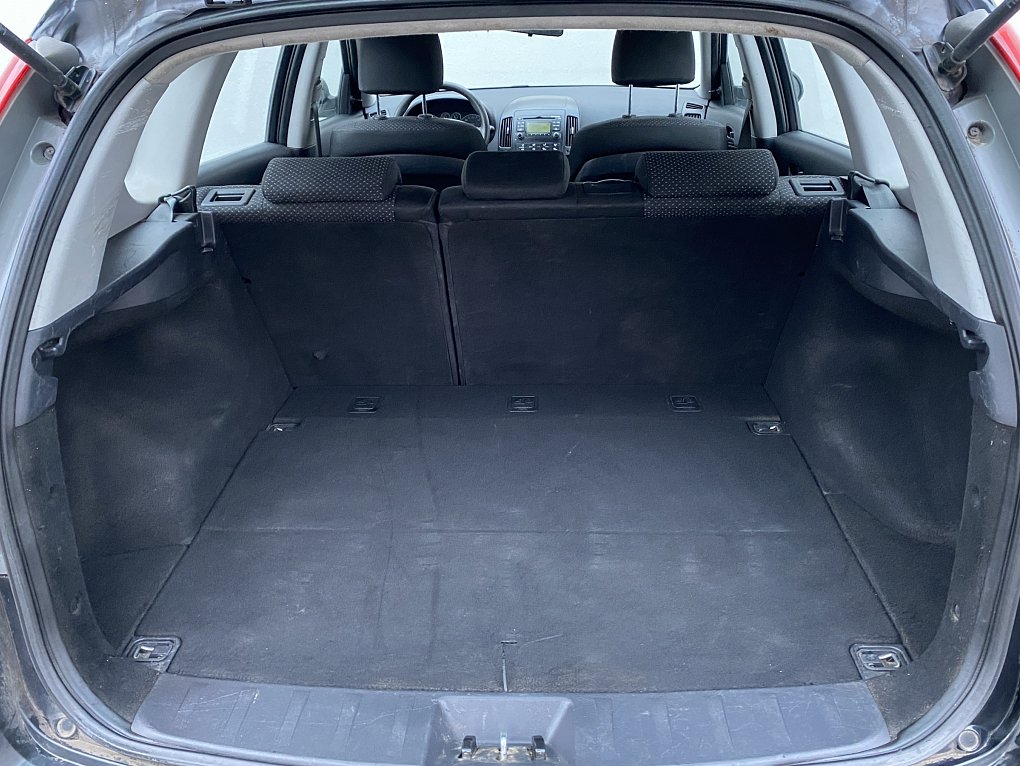 Hyundai I30 1.6 CRDI 
