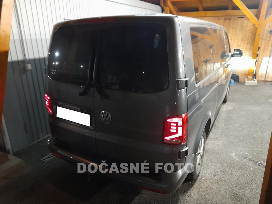 Volkswagen Transporter 2.0TDi 