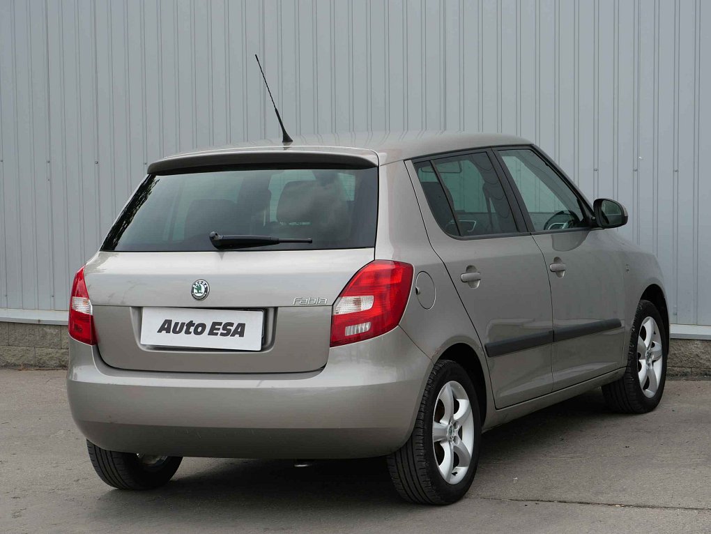 Škoda Fabia II 1.2 HTP Sport
