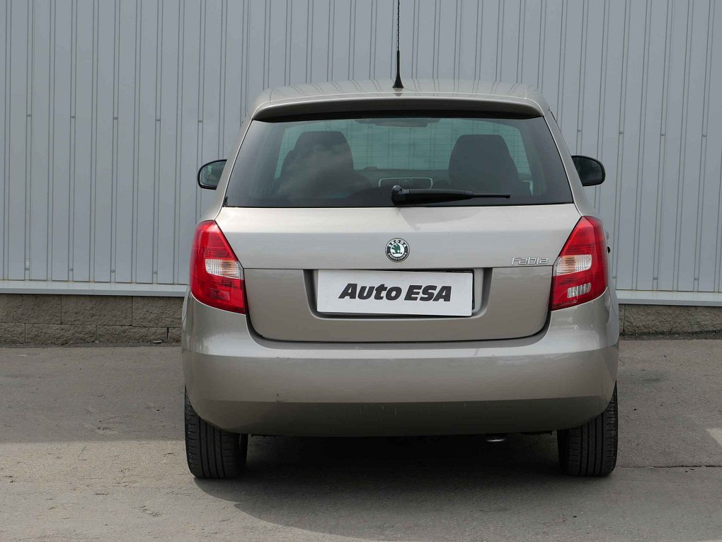 Škoda Fabia II 1.2 HTP Sport