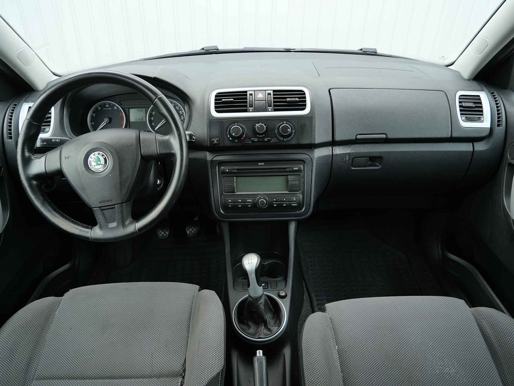 Škoda Fabia II 1.2 HTP Sport