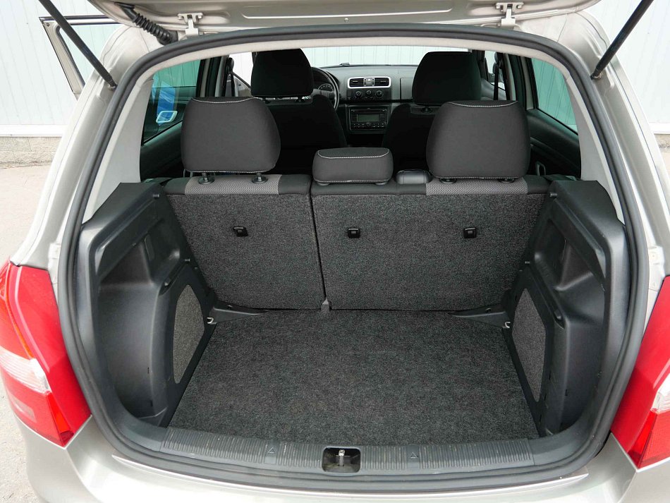 Škoda Fabia II 1.2 HTP Sport