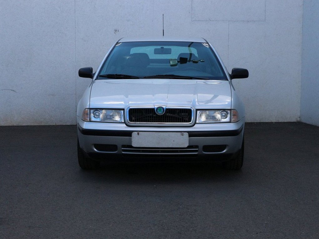 Škoda Octavia 1.6i 