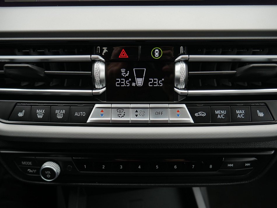 BMW Řada 1 1.5i  118i