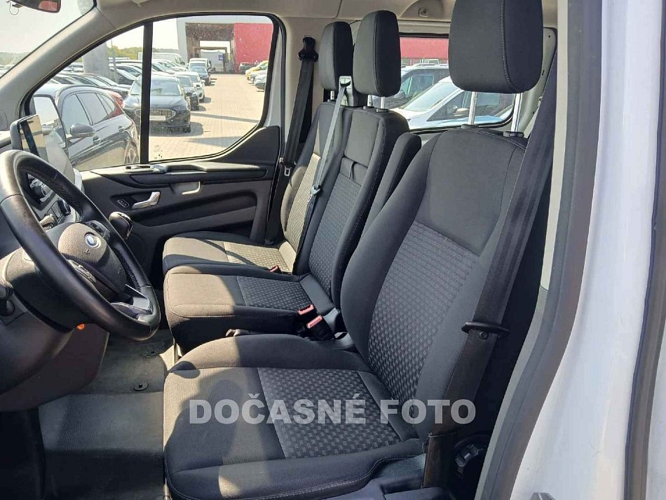 Ford Transit Custom 2.0TDCi  9míst