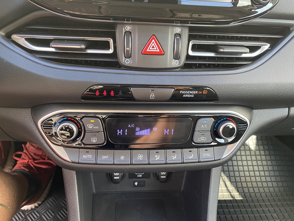 Hyundai I30 1.5 T-GDi 