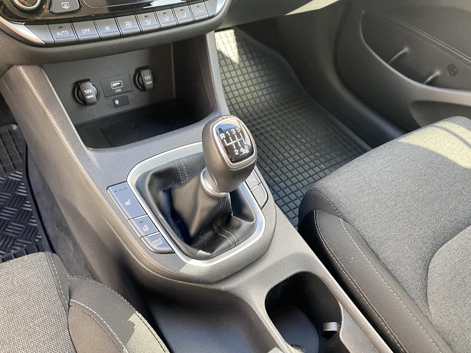 Hyundai I30 1.5 T-GDi 