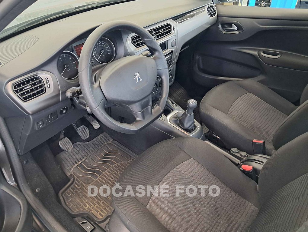 Peugeot 301 1.6i 