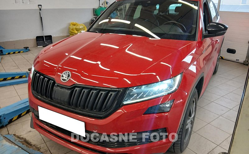 Škoda Kodiaq 2.0TDi SportLine 4x4, 7míst
