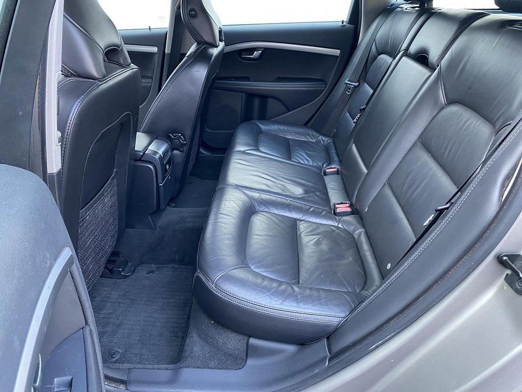 Volvo XC70 2.4 D3  AWD