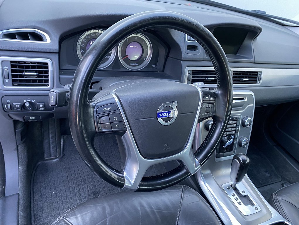 Volvo XC70 2.4 D3  AWD