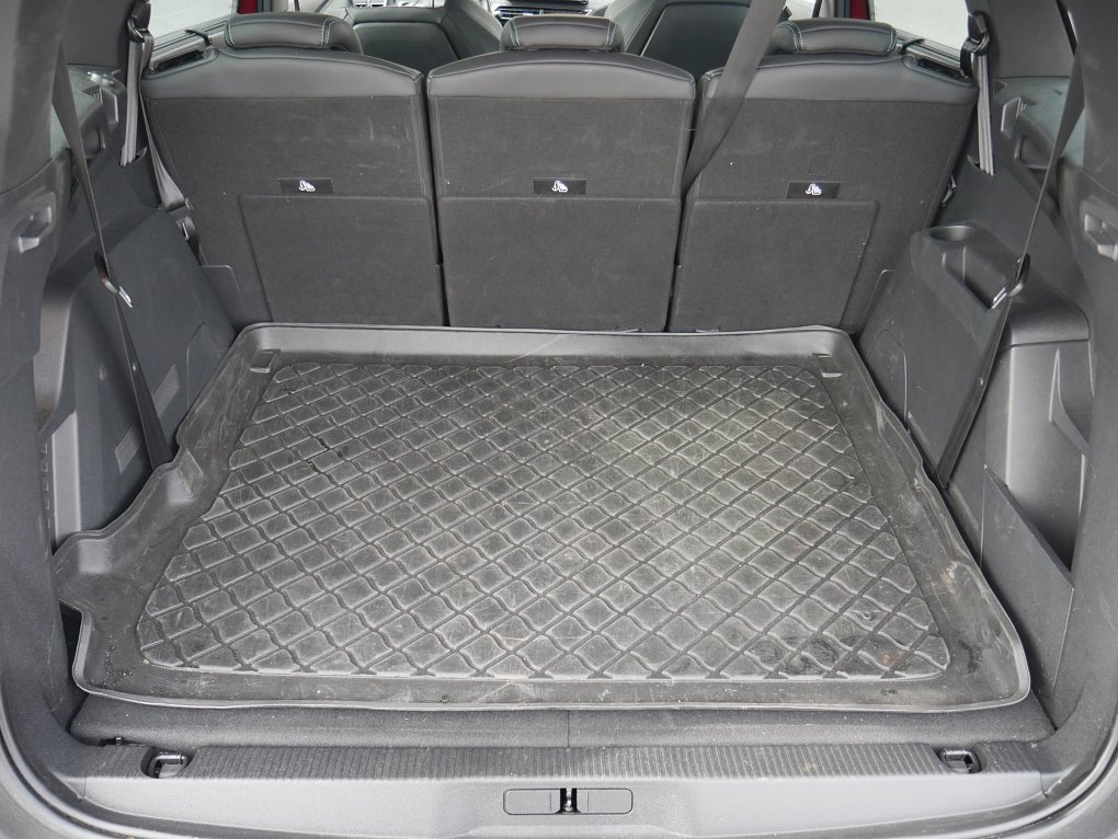 Peugeot 5008 1.2PT Allure