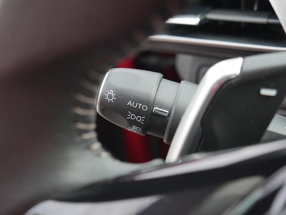 Peugeot 5008 1.2PT Allure