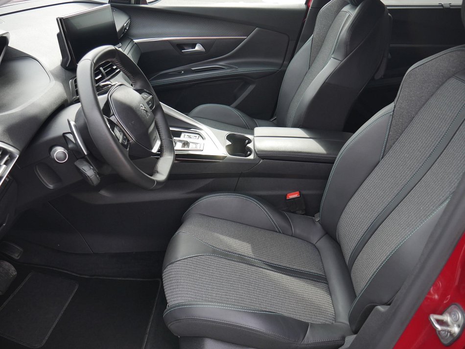 Peugeot 5008 1.2PT Allure