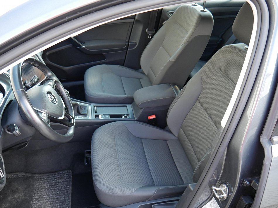 Volkswagen Golf 1.5TSi 