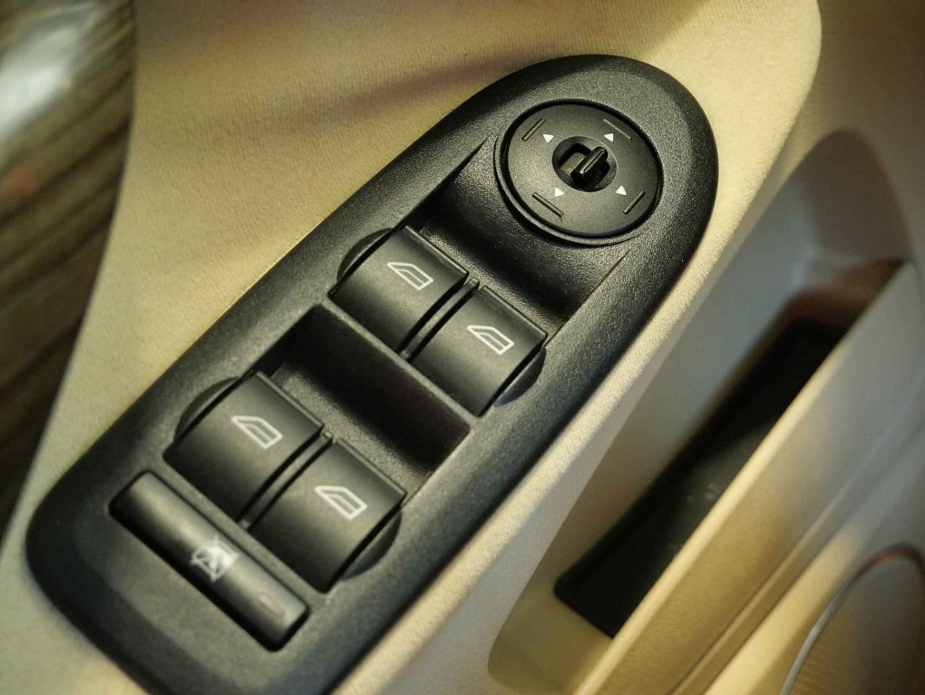 Ford C-MAX 1.8i 