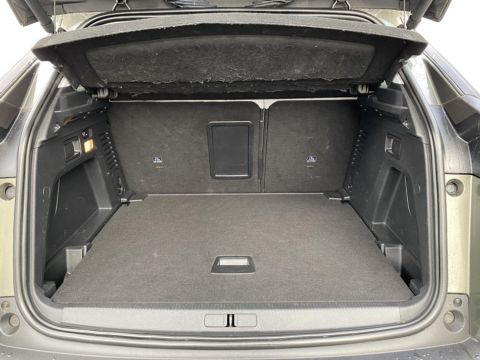 Peugeot 3008 1.2 PT Allure