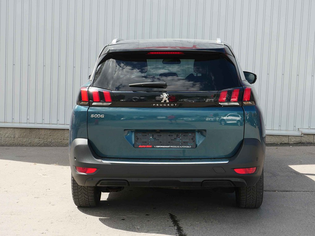Peugeot 5008 1.5 HDi Crossway