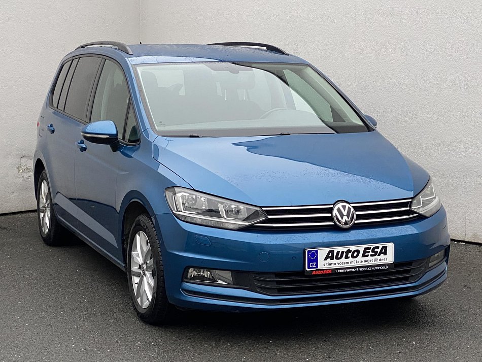 Volkswagen Touran 2.0 TDi 