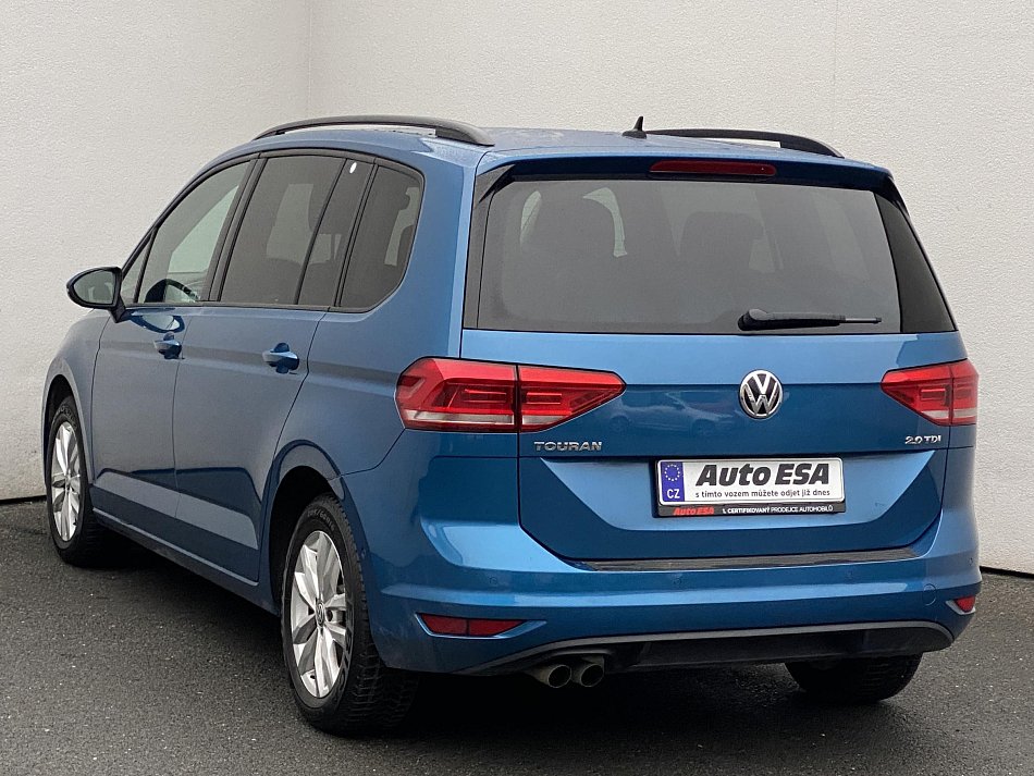 Volkswagen Touran 2.0 TDi 