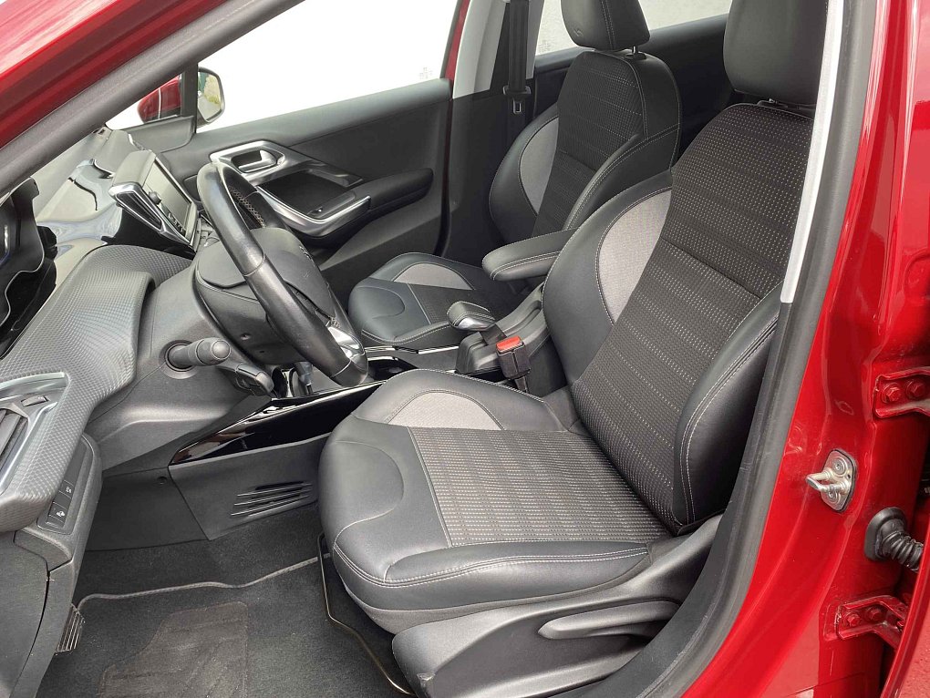 Peugeot 2008 1.2PT Allure