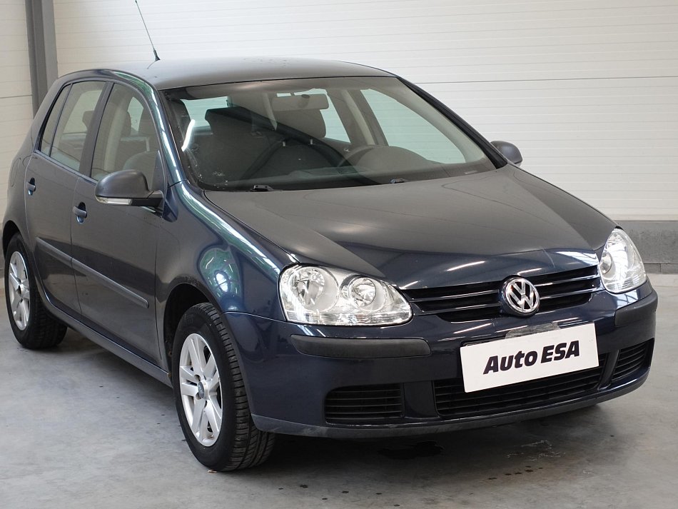 Volkswagen Golf 1.4MPI 