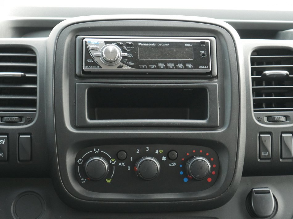 Opel Vivaro 1.6CDTi  9míst