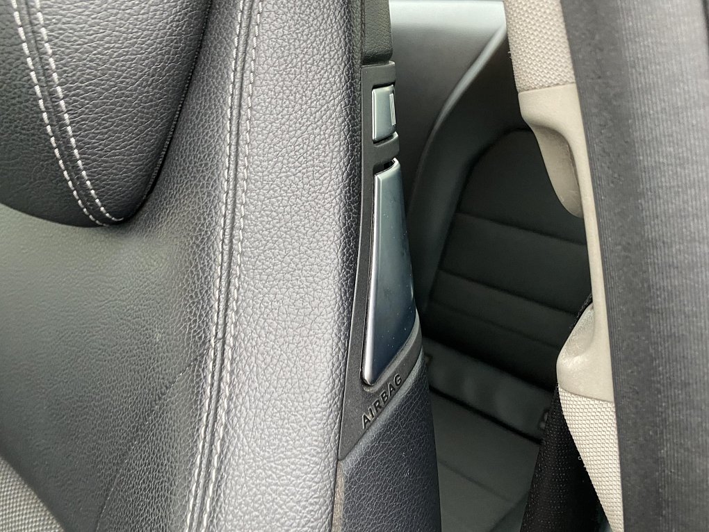 Mercedes-Benz Třída C 1.6i  C180