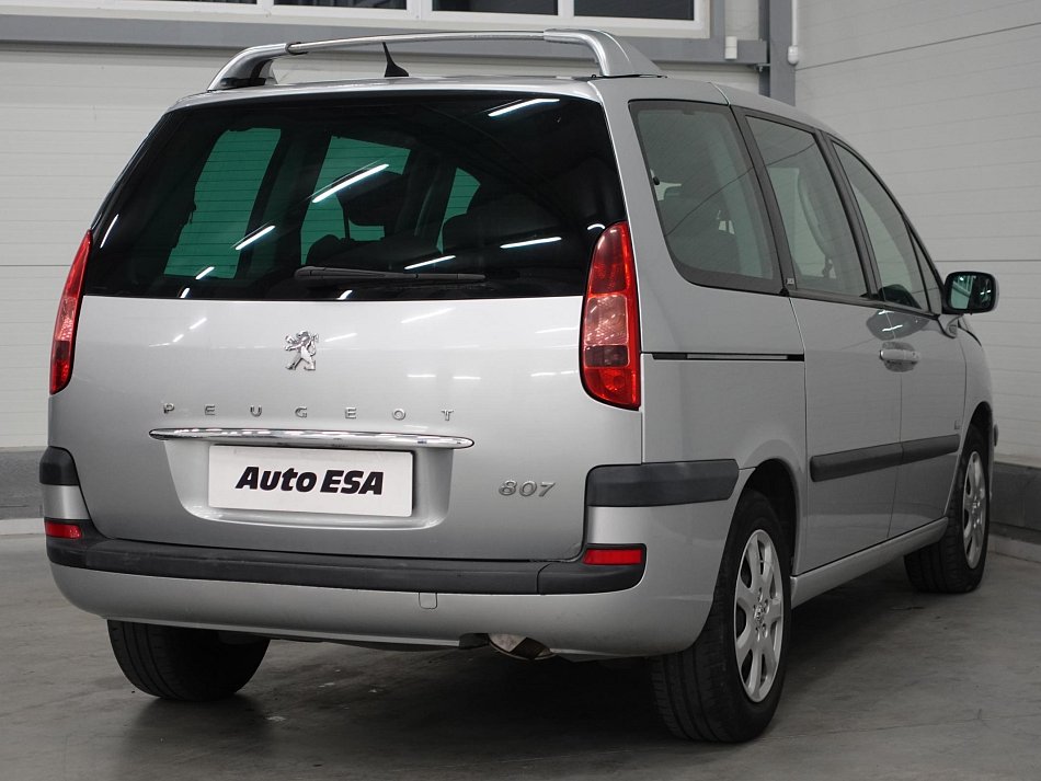 Peugeot 807 2.0 HDi 