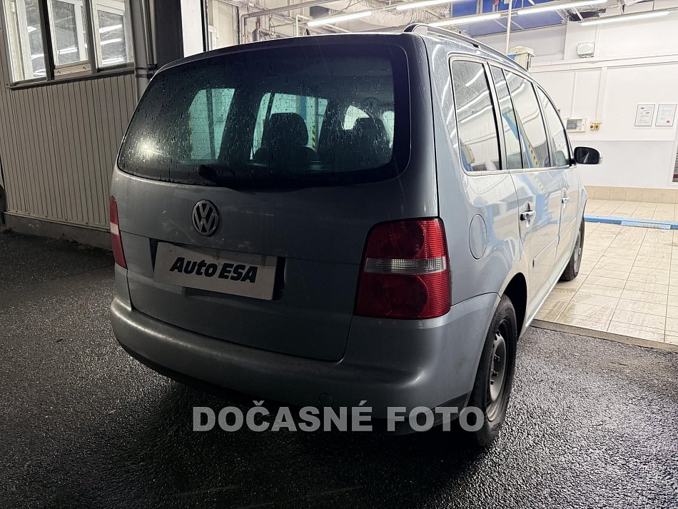 Volkswagen Touran 1.9 TDi 