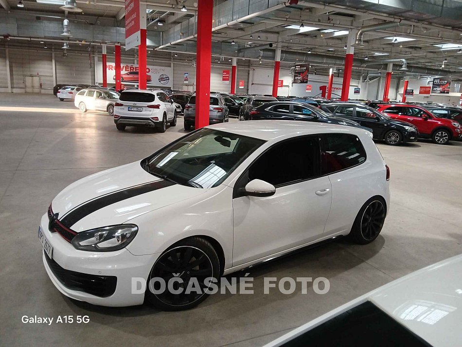 Volkswagen Golf 2.0TSi 