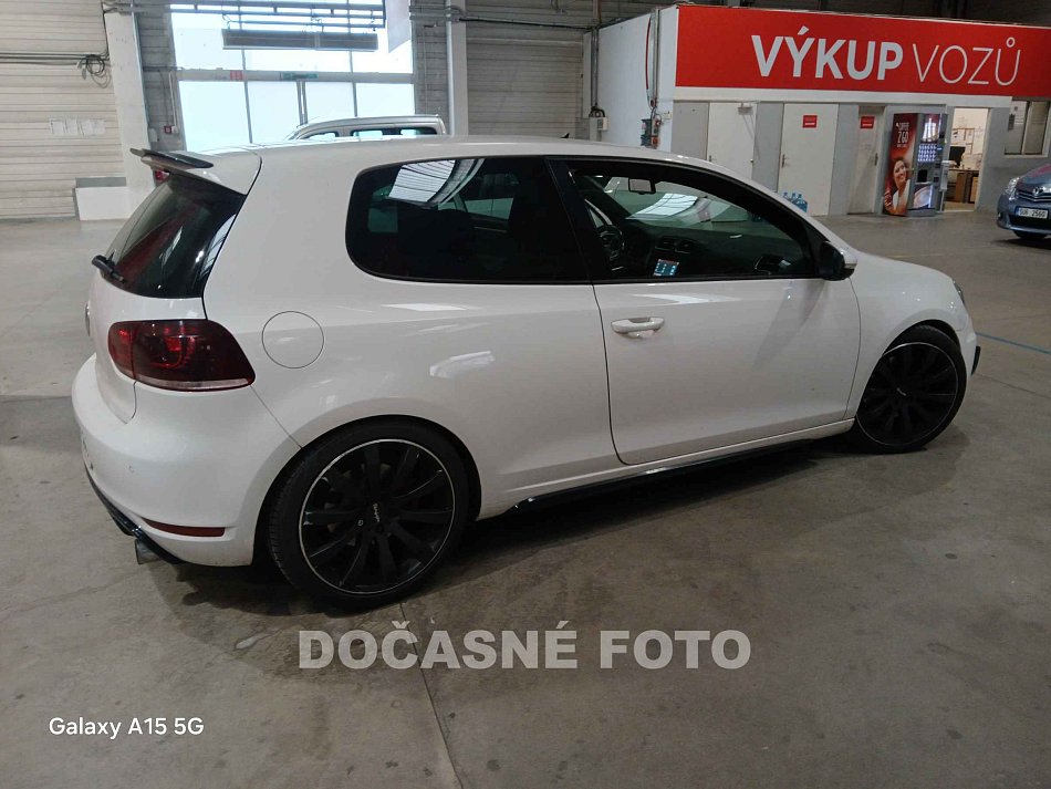 Volkswagen Golf 2.0TSi 