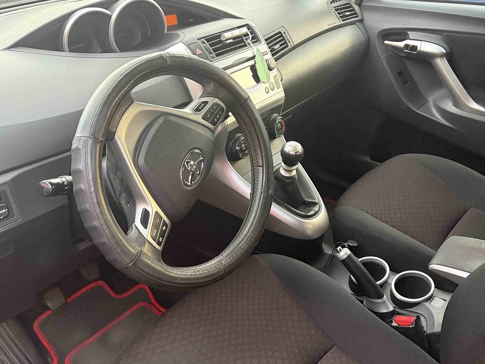 Toyota Verso 1.8 