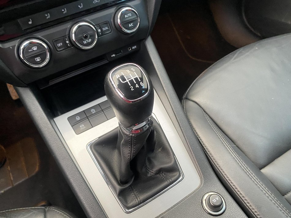 Škoda Octavia III 1.4 TSi Elegance