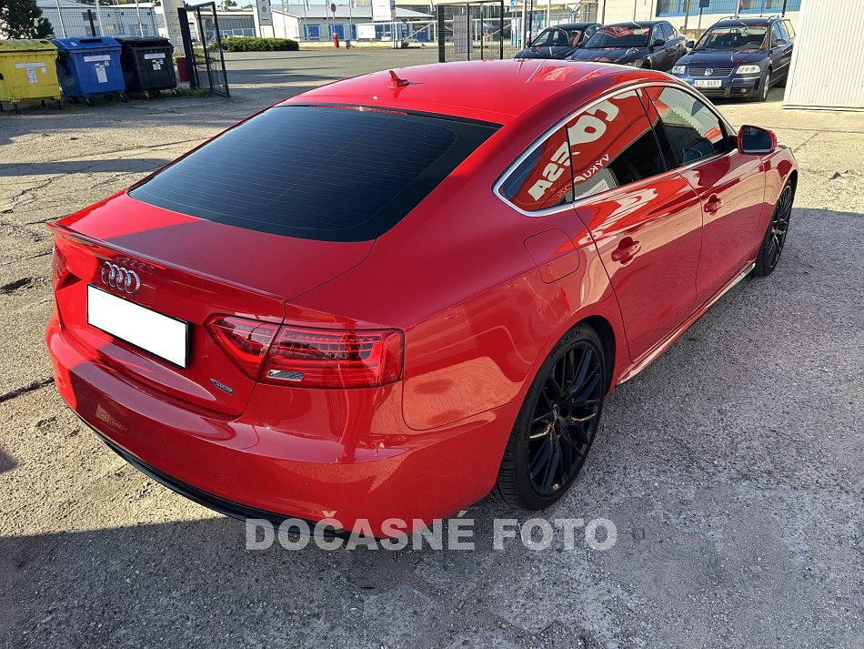 Audi A5 2.0TDi S-line Quattro