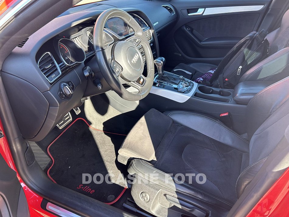 Audi A5 2.0TDi S-line Quattro