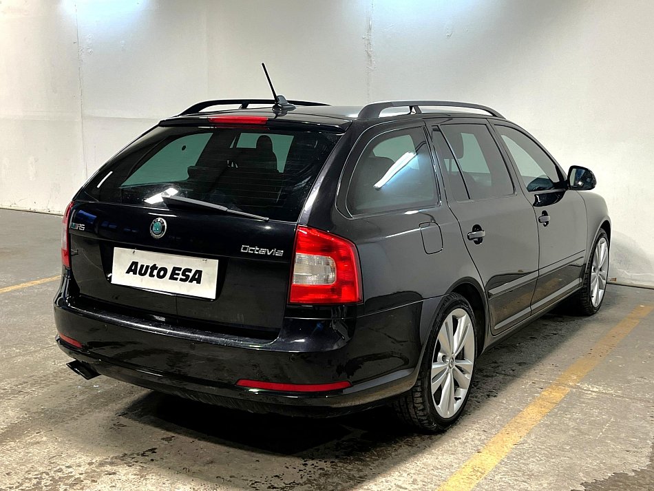 Škoda Octavia II 2.0 TDi RS
